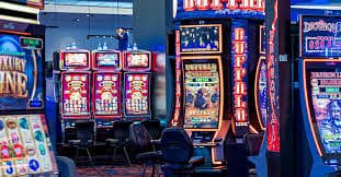 ဘောလုံးလောင်းကစား - hoiy kyin Sportsbook